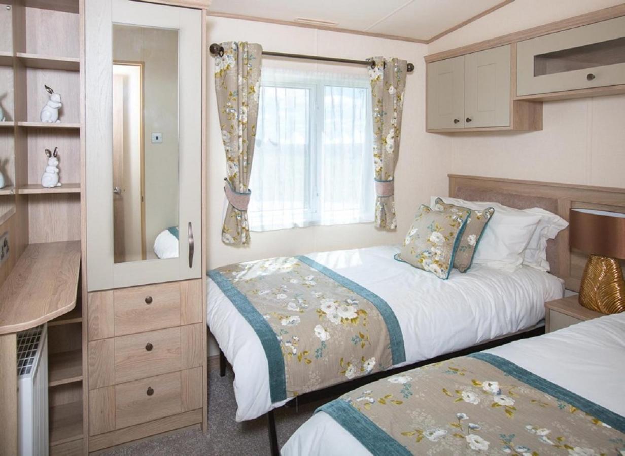 Newperran Holiday Park New Quay Kültér fotó
