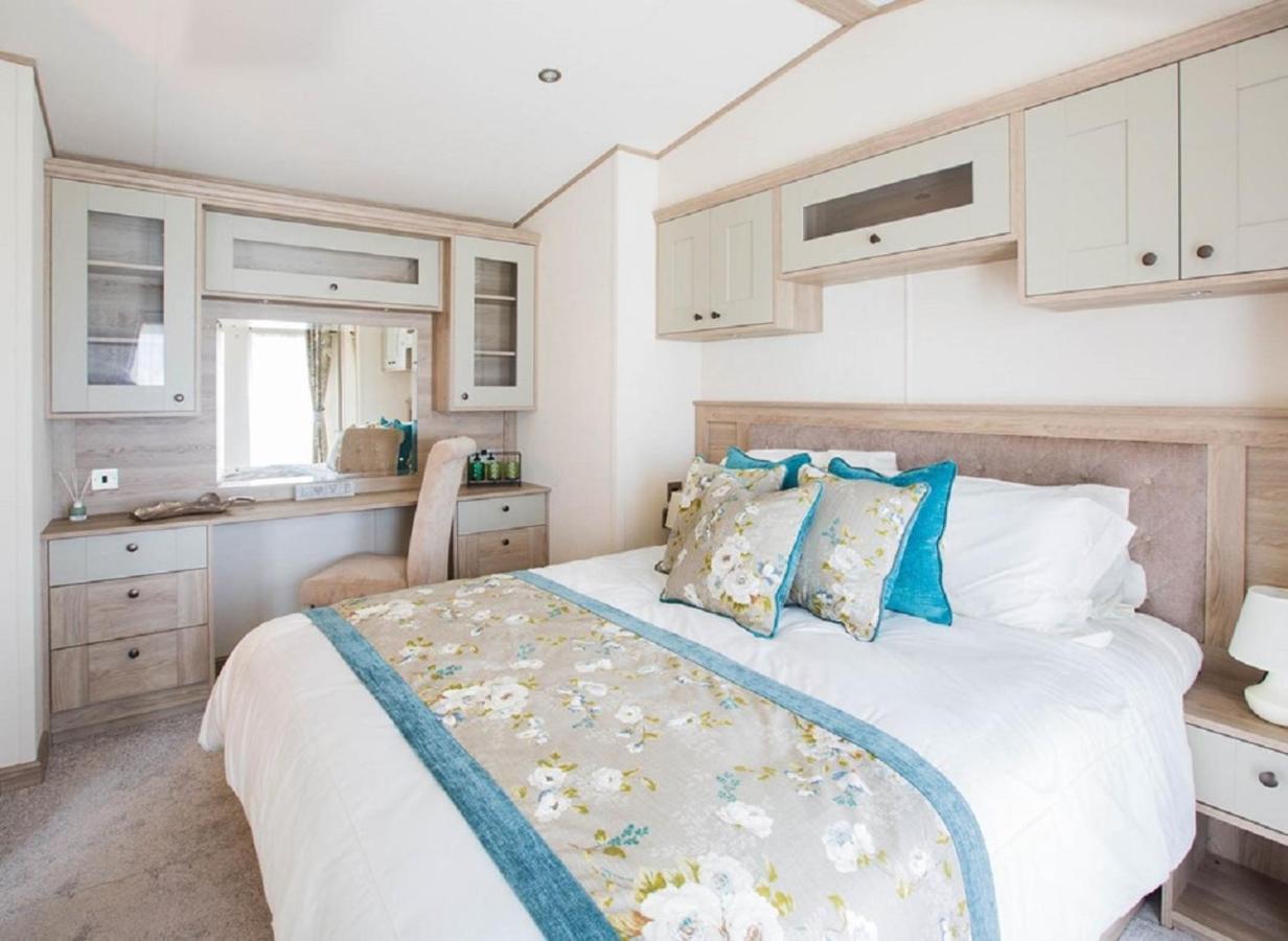 Newperran Holiday Park New Quay Kültér fotó